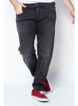 اشتري Men Buster-X Tapered Fit Dark Wash Stretchable Jeans, Grey في الامارات