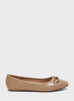 اشتري Pointed Toe Flat Ballerinas في الامارات