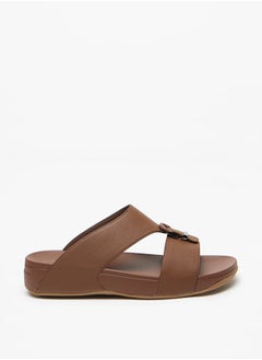 Buy Men's Textured Arabic Sandals with Buckle Detail in Saudi Arabia