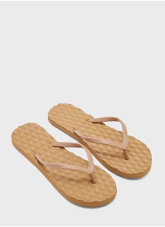 Buy Quilted Texture Flip Flop in Saudi Arabia