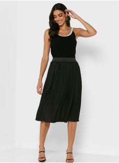 Buy Pleated Solid Skirt in UAE