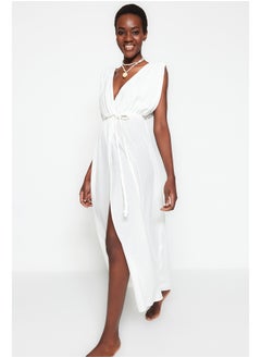 اشتري White Maxi Woven Slit Beach Dress TBESS23EL00069 في مصر