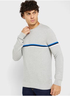 اشتري Essential Sweatshirt في الامارات