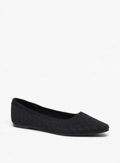 Buy Women's Textured Slip-On Pointed Toe Ballerina Shoes in UAE