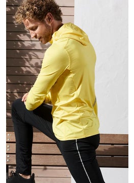 اشتري Men Sport Fit Long Sleeves Insulated Functional Sweatshirt, Yellow في الامارات