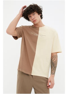 اشتري Brown Men's Oversize Color Blocked  Embroidered T-Shirt في مصر