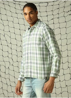 اشتري Green Shirt for Men, Trendy Casual Look في الامارات