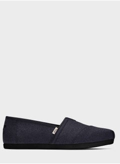 Buy Essential Slip Ons in Saudi Arabia