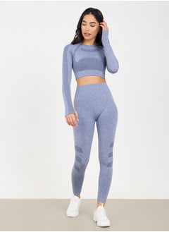 Buy Seamless Tonal Jacquard Effect Thumbhole Detail Crop Top & Leggings Set in Saudi Arabia