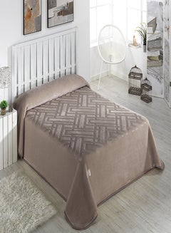 اشتري F93 Quilted Blanket - Single Layer - Single Size - 2pcs*160*220 - Color: Cafe - Weight: 4.45kg - Country of Origin: Spain. في مصر