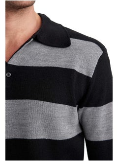 اشتري Man Tricot Standart Fit Polo Neck Pullover في مصر