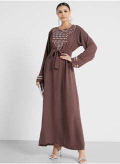 اشتري Embroidered Belted Jalabiya في الامارات