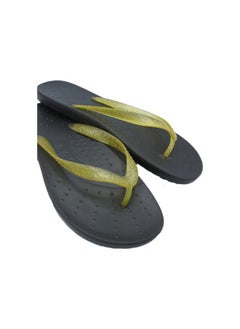 اشتري Everyday Wear Flip Flops With Glitter Strap For Women Lightweight And Easy To Wash في الامارات