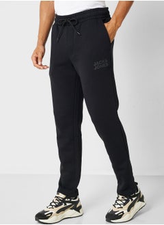 اشتري Essential Sweatpants في الامارات