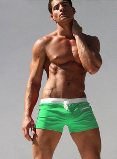 اشتري Men's New Front Pocket Quick Dry Beach Shorts Swimming Shorts في الامارات