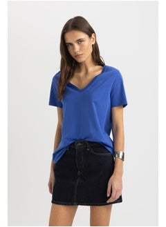 اشتري Woman Regular Fit V Neck Knitted Short Sleeve T-Shirt في مصر