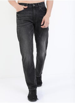 اشتري Straight Fit Light Fade Cotton Stretchable Jeans في السعودية