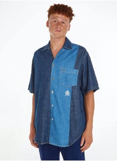 Buy Men's Crest Colour-Blocked Short Sleeve Denim Shirt -  Rigid denim, Blue in UAE