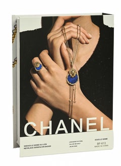 اشتري False Chanel Book Home Decorative Home & Office Décor Accessory Décor Ornament For Hotel Shop Café Reception Faux Book Décor في الامارات