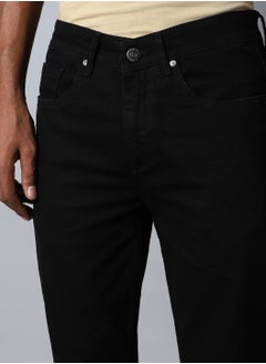 Buy Men Black Relaxed Fit Mildly Distressed Stretchable Jeans in UAE