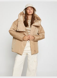 Buy Puffer Coat Hooded Pocket Detail in UAE