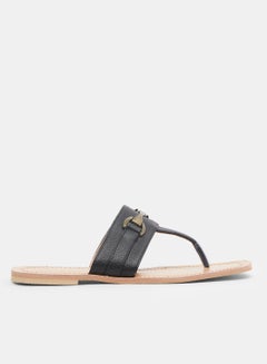 Buy Pebbled Textured Thong Sandals in Egypt