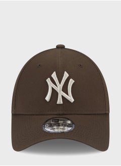 Buy 9Forty New York Yankees Cap in UAE