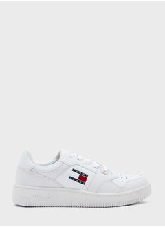 اشتري Retro Basket Low Top Sneakers في الامارات