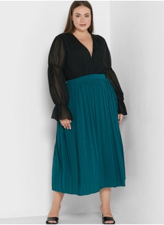 Buy Pleated Skirt in Saudi Arabia