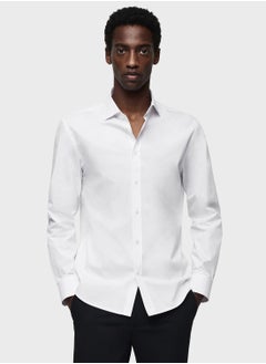 اشتري Essential Regular Fit Shirt في الامارات