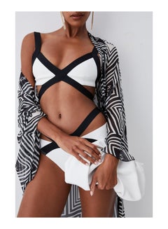 اشتري Bandage Colour Block Strappy Bikini Top في الامارات