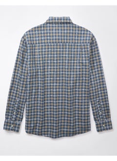 اشتري قميص AE Everyday Oxford Plaid بأزرار في السعودية