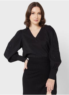 اشتري V-Neck  Puff Sleeve Top في الامارات