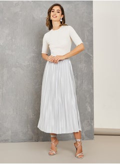 Buy Pleated Shiny Maxi Skirt in Saudi Arabia