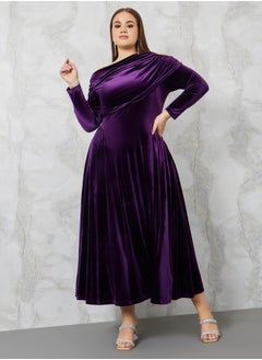 اشتري Plus Asymmetric Neck Gathered Velvet Maxi Dress في السعودية