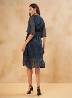 اشتري Paisley Print Ruffle Hem Wrap Midi Dress في السعودية