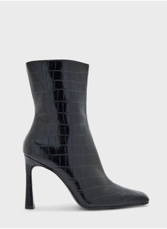 Buy Moderat Ankle Boots in Saudi Arabia