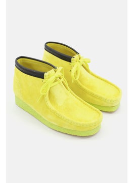 اشتري Women Medium Wallabee Lace Up Ankle Boot, Lime في الامارات