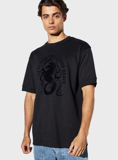 Buy Game Of Thrones Print Crew Neck T-Shirt in Saudi Arabia