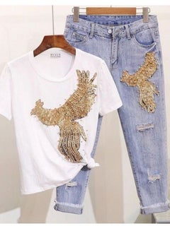 Buy Girls' set of two pieces, jeans and a cotton T-shirt. in Saudi Arabia