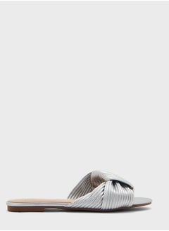 Buy Pleated Knot Front Flat Sandal in UAE