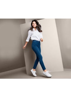 Buy Women Regular Fit Washed Non Stretchable Jeans, Blue in UAE