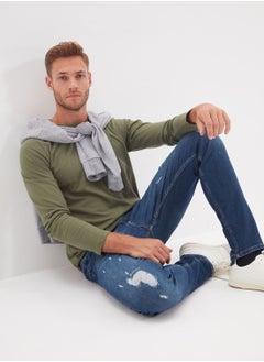 Buy Distressed Skinny Fit Jeans in UAE