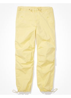 اشتري AE Snappy Stretch Low-Rise Parachute Pant في السعودية