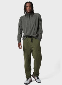 اشتري Essential Cargo Joggers في الامارات