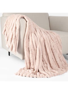 اشتري Afton Throw, Blush - 127X152 Cm في الامارات