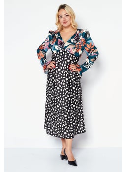 Buy Women Floral Print Midi Casual Dress, Black/Green Combo in UAE