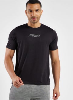 Buy Training T-Shirt in UAE