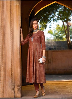 Buy shae by sassafras Women Rust Chevron Foil Anarkali Kurta With Pants in UAE