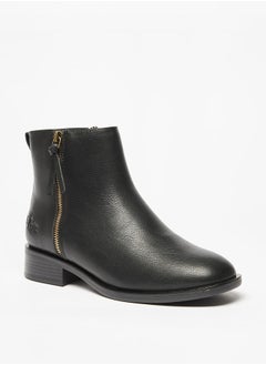 اشتري Women's Solid Ankle Boots with Zip Closure في السعودية